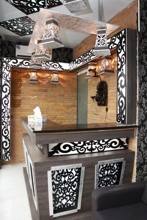 Harrys Suite Hotel Bangkok Kültér fotó